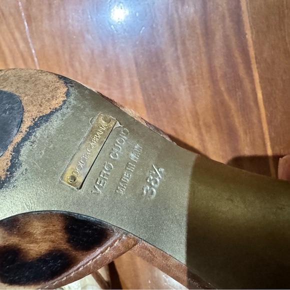 Authentic Dolce & Gabbana Brown Leopard Heels - Picture 5 of 6